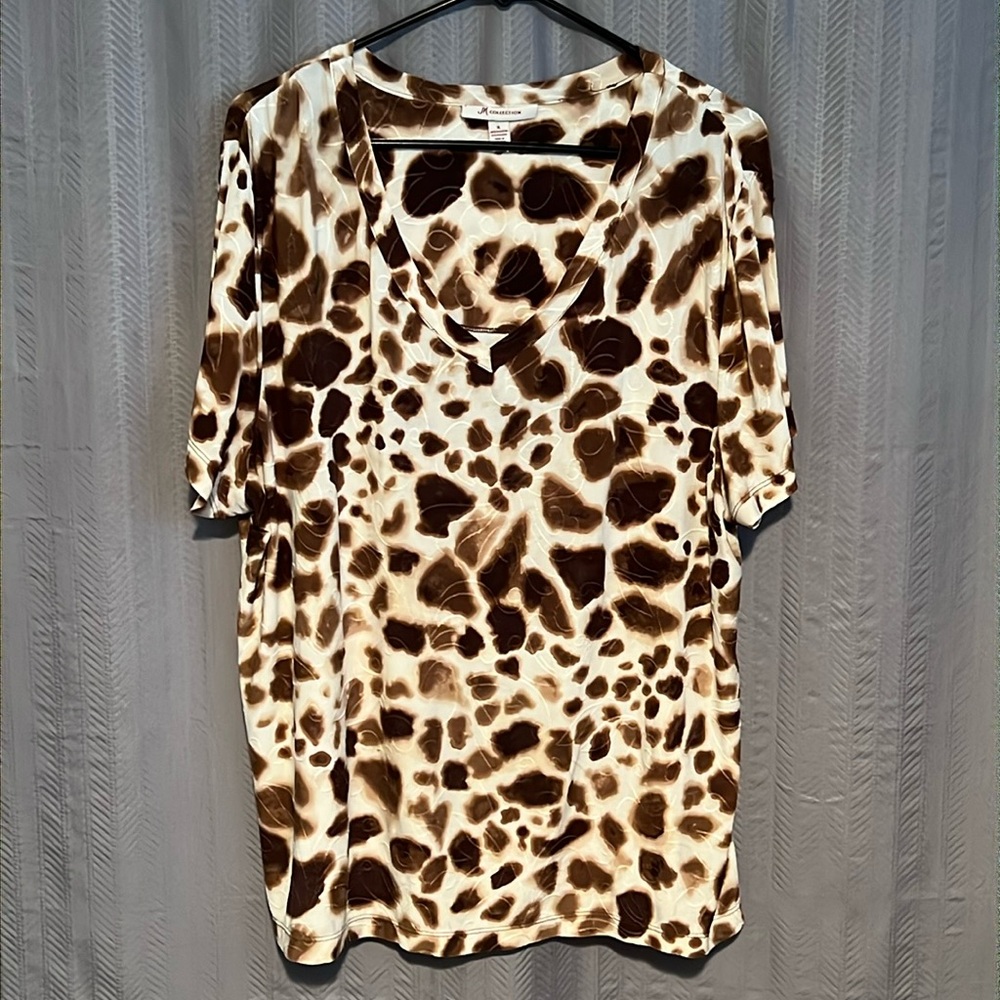 JM Collection V-Neck Top